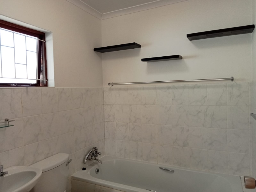 3 Bedroom Property for Sale in Beacon Bay Eastern Cape